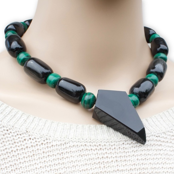 Vintage Silver Sheen Obsidian & Malachite Beaded Necklace with Geometric Pendant - Picture 2 of 10